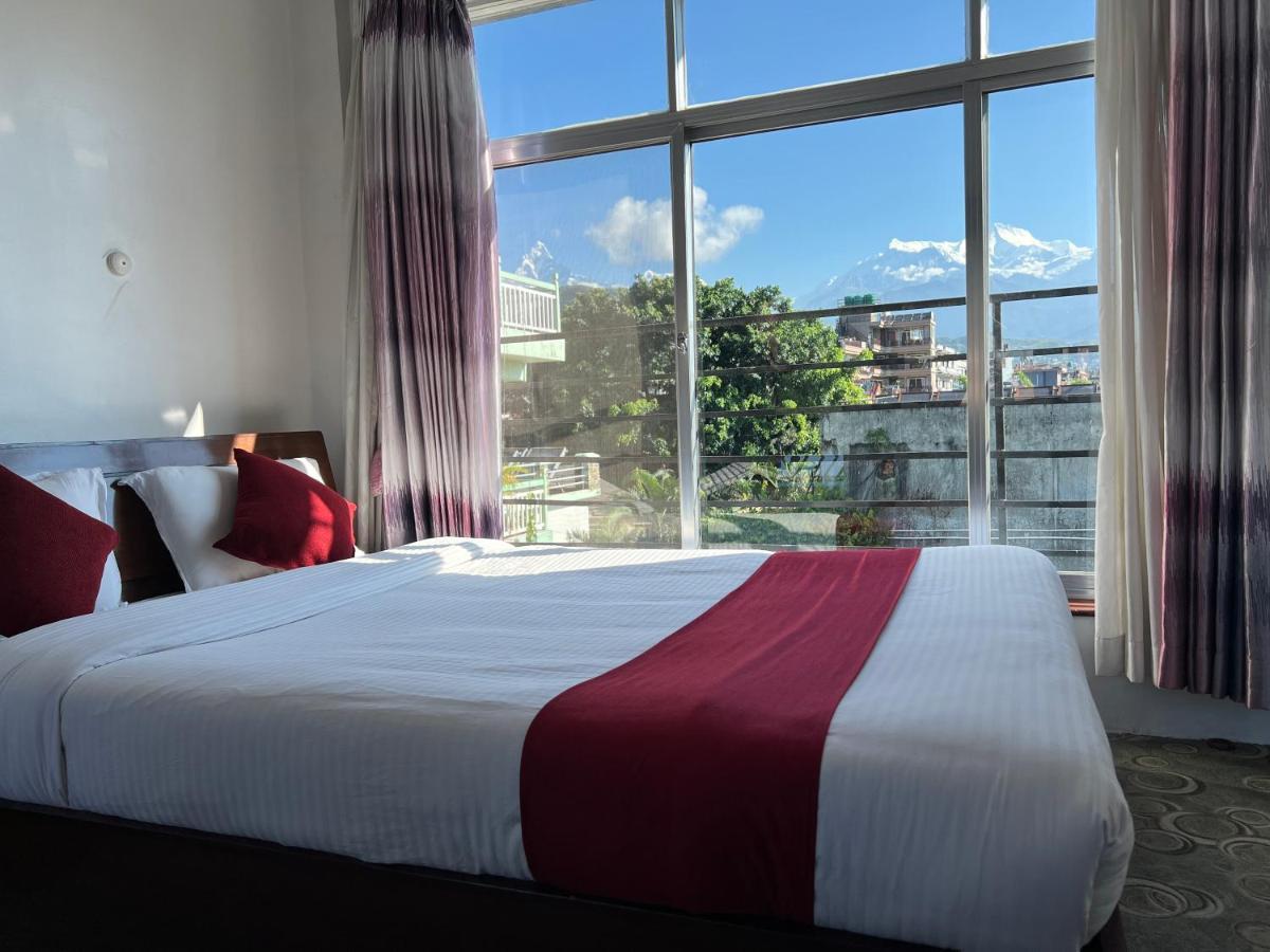 Pokhara Backpackers Hostel Esterno foto